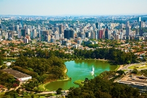 Fotos das cidades de São Paulo e Florianópolis